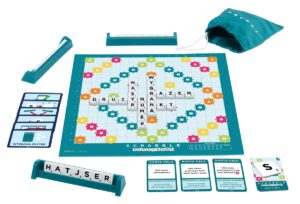 gragika prezentująca planszę i elementy do gry drużynowej w Scrabble