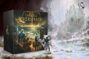 Pudełko gry ‘Lands of Evershade’ przedstawiające grupę postaci w mrocznym, fantastycznym krajobrazie, z magiczną poświatą na horyzoncie. Obok pudełka widoczna jest figurka potężnego wojownika o bestialskich rysach, uzbrojonego w topór. Tło tworzy surrealistyczna, zamglona sceneria, potęgująca atmosferę tajemnicy i przygody.