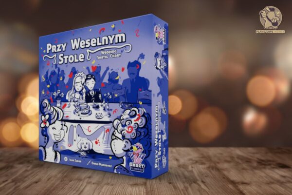 Gra planszowa Przy Weselnym Stole w humorystycznej oprawie, przedstawiająca parę młodą i gości weselnych przy stole.