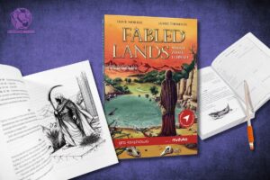 Gra książkowa Fabled Lands: Miasta Złota i Chwały na tle otwartych stron z ilustracjami i formularzami przygód.