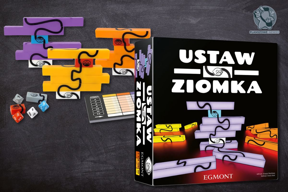 Pudełko z grą planszową Ustaw Ziomka obok rozłożonych elementów logicznej układanki na tle tablicy